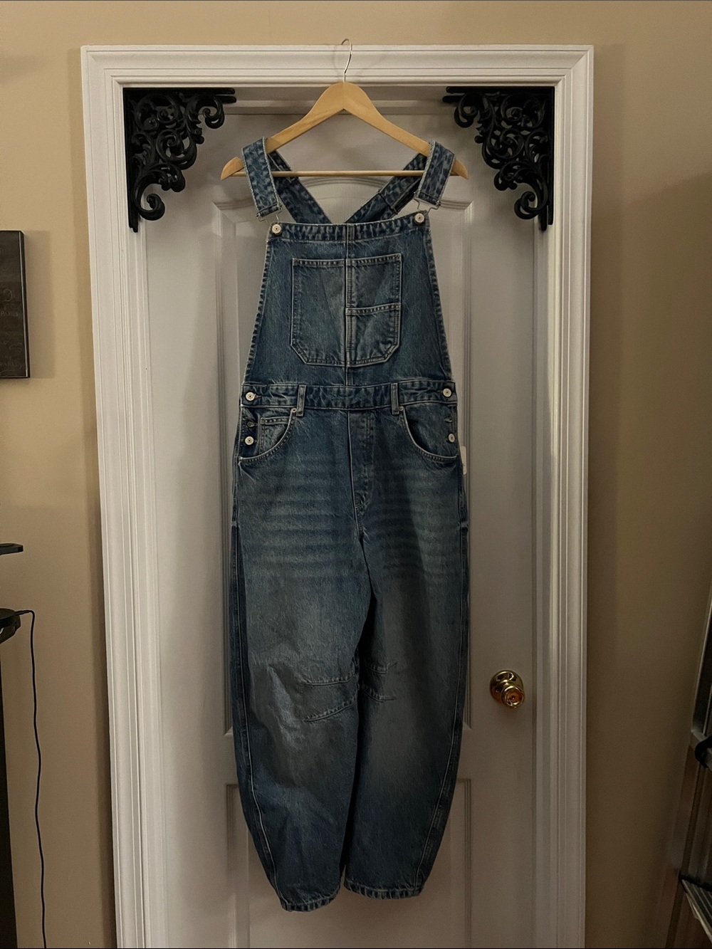 WE THE FREE BARREL LEG DENIM OVERALLS